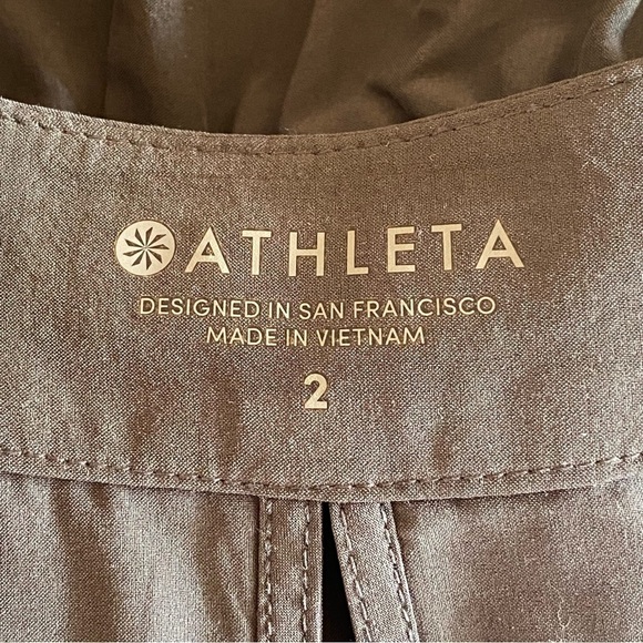 Athleta Mercer Gray Romper Jumpsuit Wide Leg Quick Drying Pockets Size 2 - Picture 12 of 15